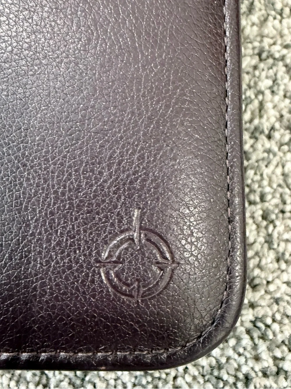 Vintage Franklin Covey Burgundy Leather 7 Ring Binder Zip Around Planner Pockets